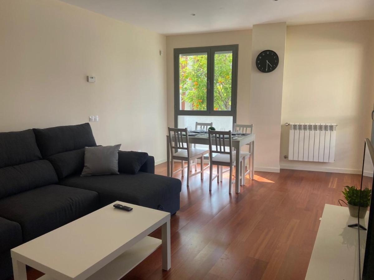 Apartamento Pirineos, Urb Las Margas Golf Sabiñánigo Exterior foto