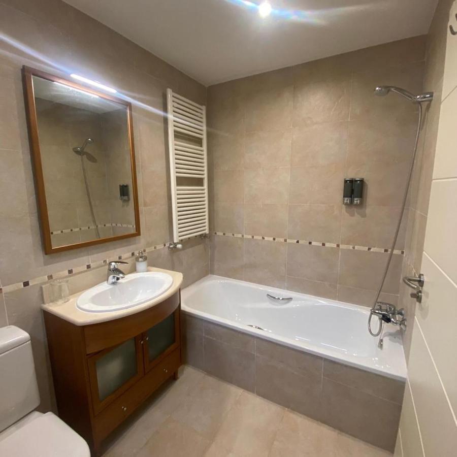 Apartamento Pirineos, Urb Las Margas Golf Sabiñánigo Exterior foto