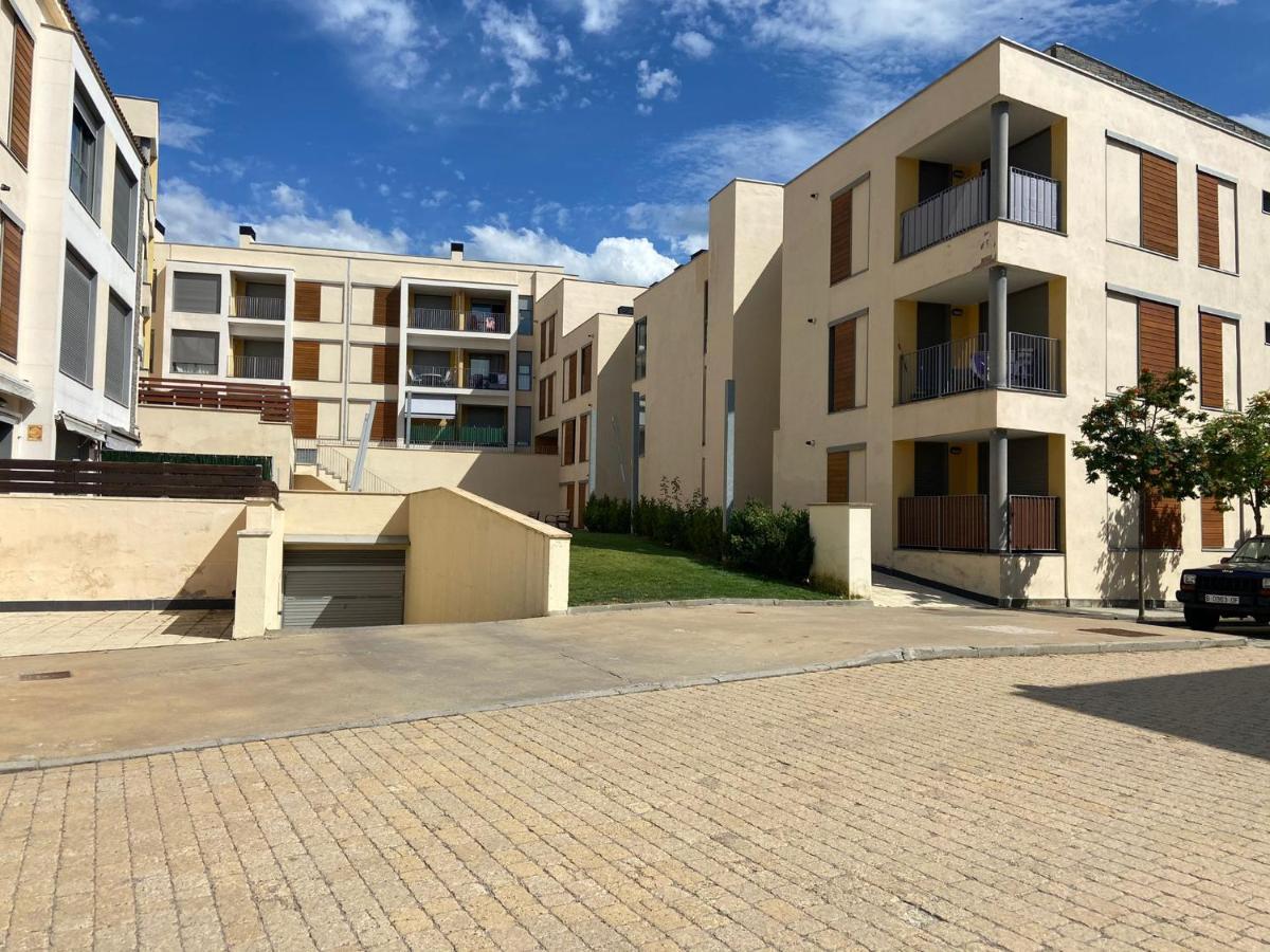 Apartamento Pirineos, Urb Las Margas Golf Sabiñánigo Exterior foto